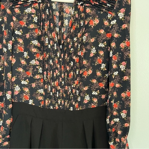 GUESS Women's Scarlett Ditsy Floral Print Bowtie Romper Jumpsuit Sz 4 Y2K - Picture 9 of 16